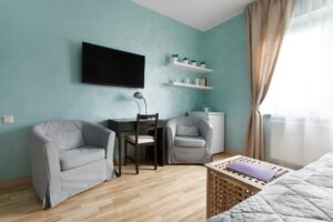 How Often Should You Paint the Inside of Your Oakland County House